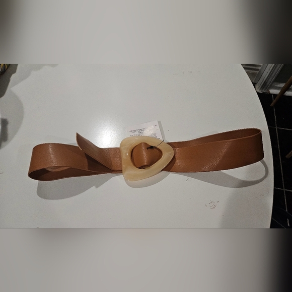 Faux leather tan wrap belt with cream acrylic buckle. NWT - Picture 2 of 5